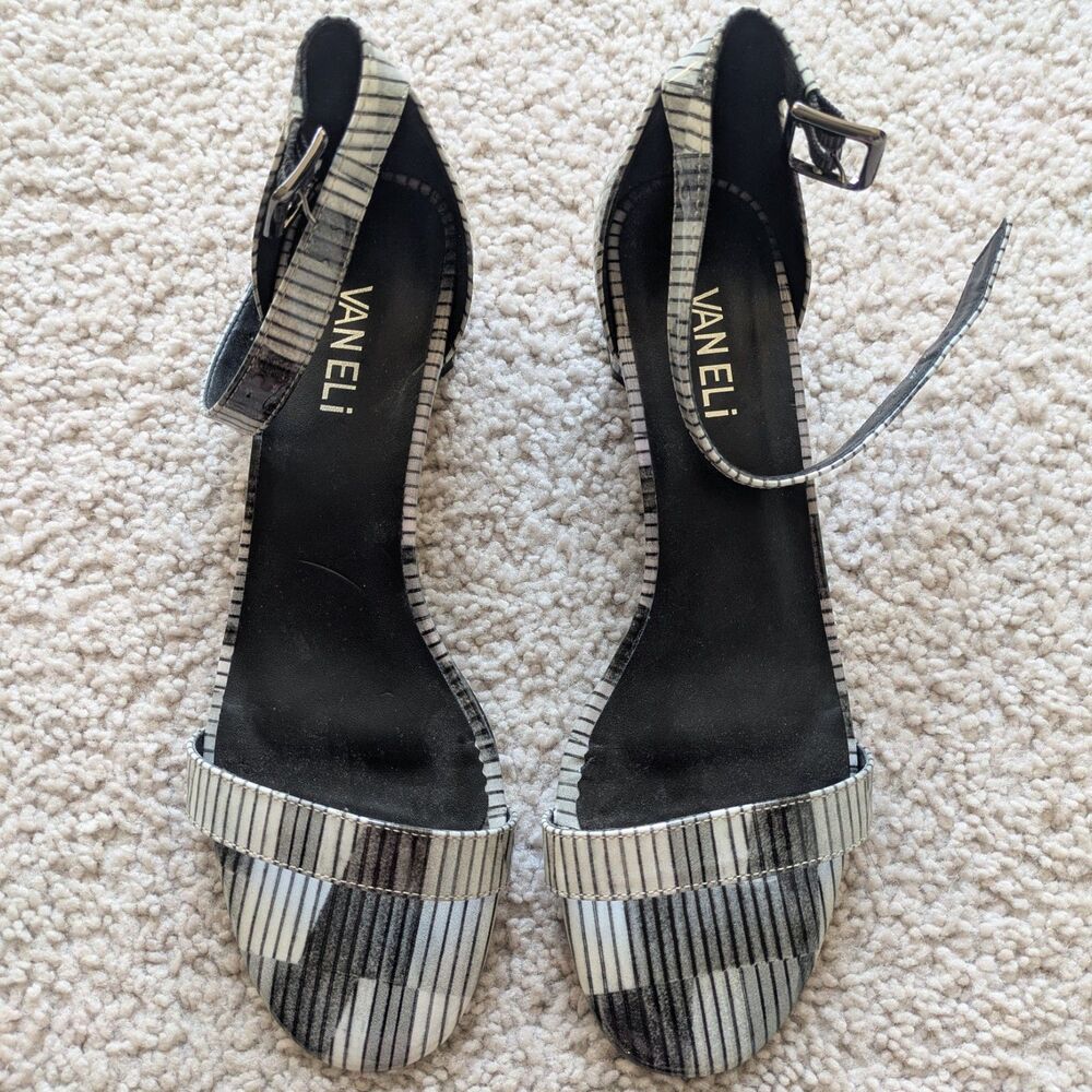 Vaneli Gray Print Patent Leather Block Heel Strappy Sandals Sz 7.5N